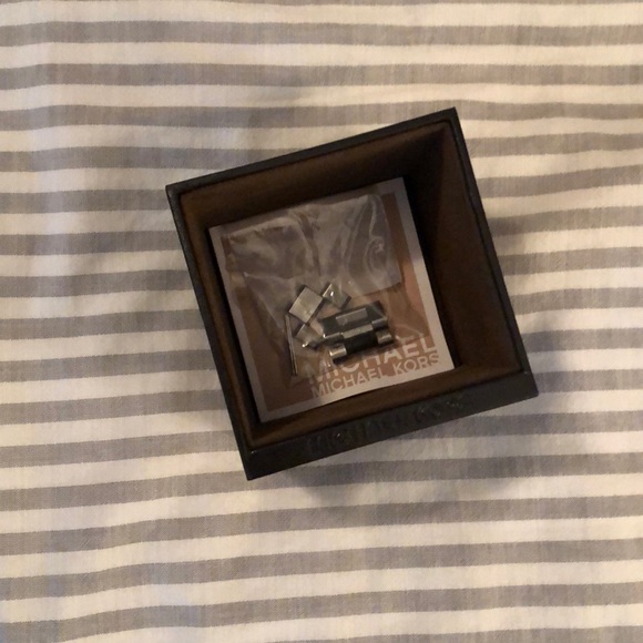 Michael Kira Men’s water-resistant wristwatch NWOT - Picture 4 of 4